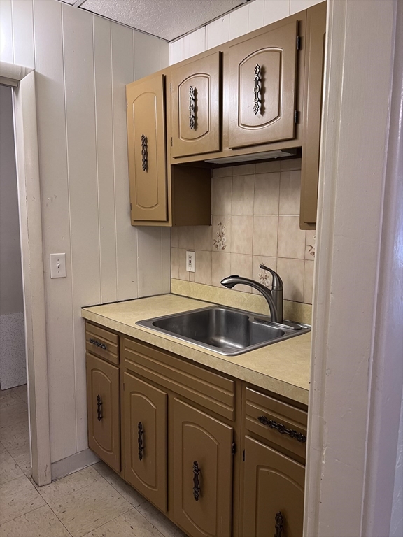 496-500 Lincoln Ave, Cliftondale