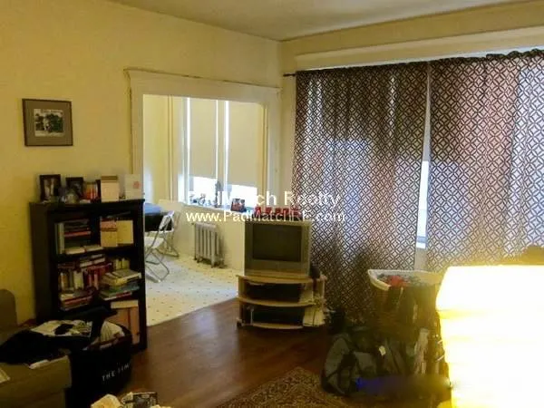 1171 Boylston St, Fenway