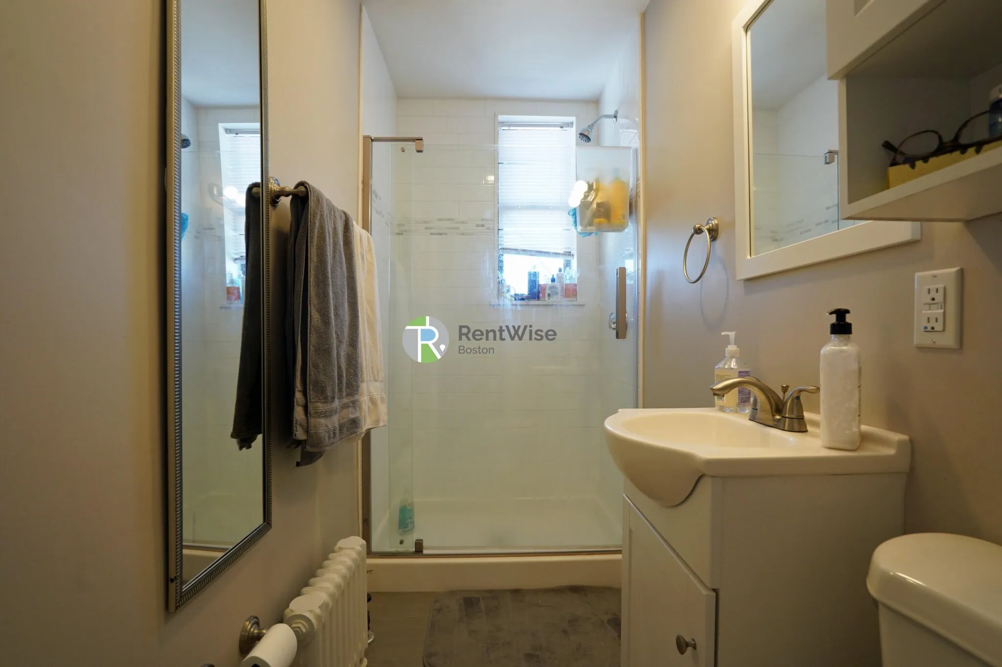 56 Gardner St, Allston