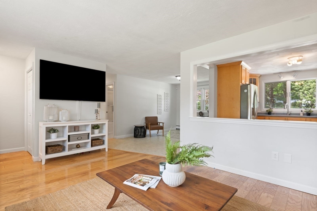 112 Argilla Rd, Andover