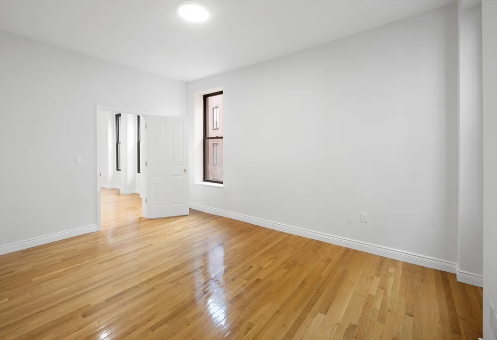 4 Charlesgate E, Back Bay