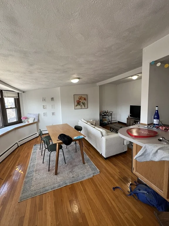 518 Massachusetts Ave, South End