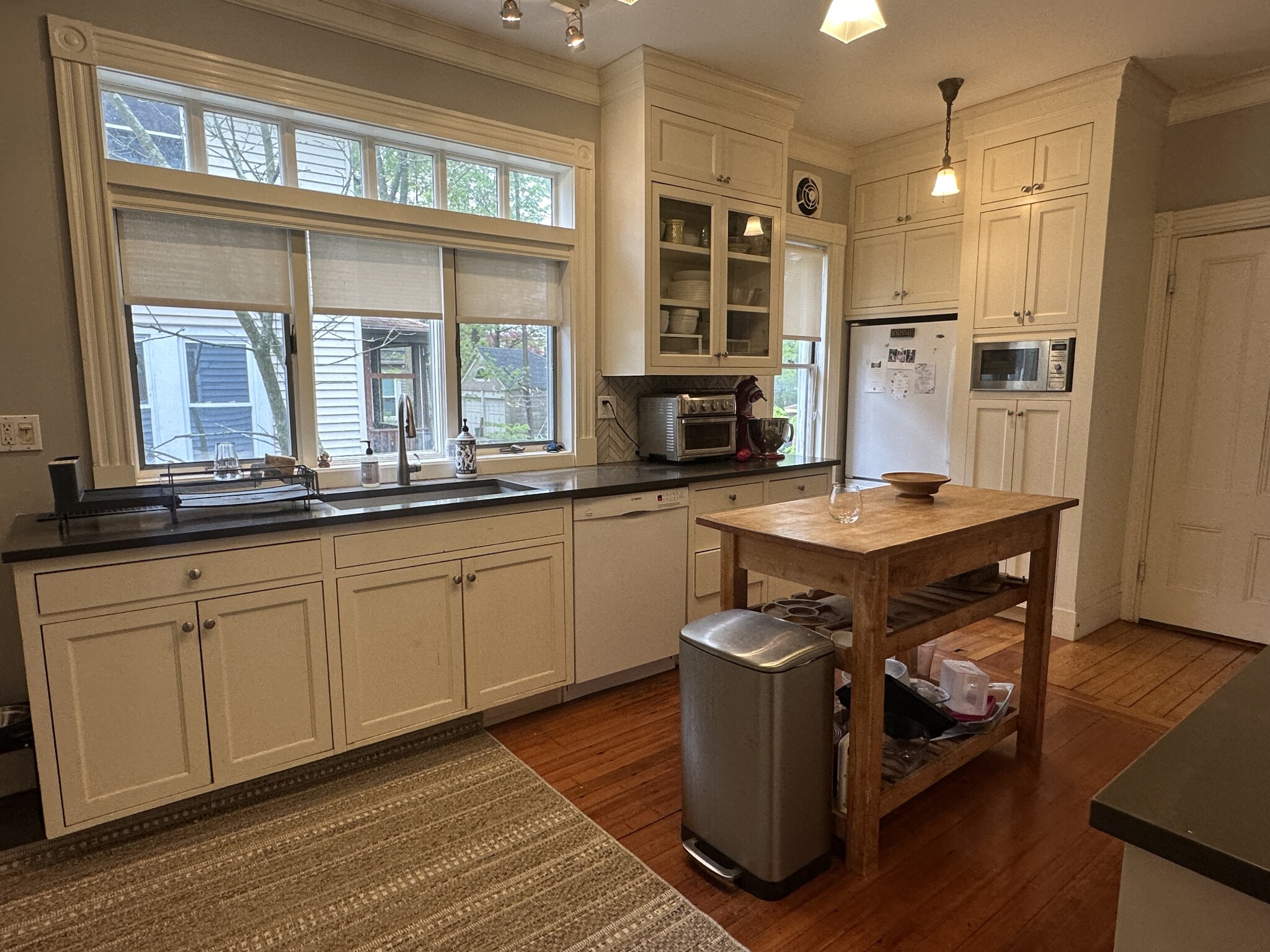 7 Gardenside St, Roslindale