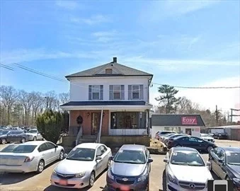 952 Temple St, Whitman