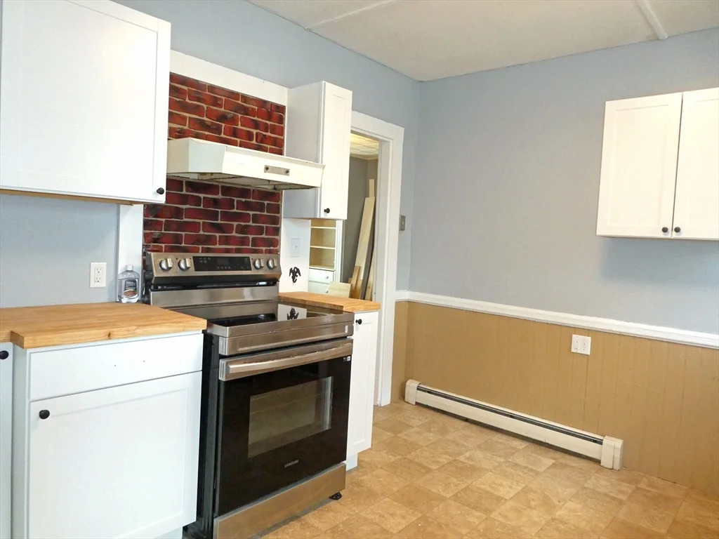 55 Everett St, Middleboro