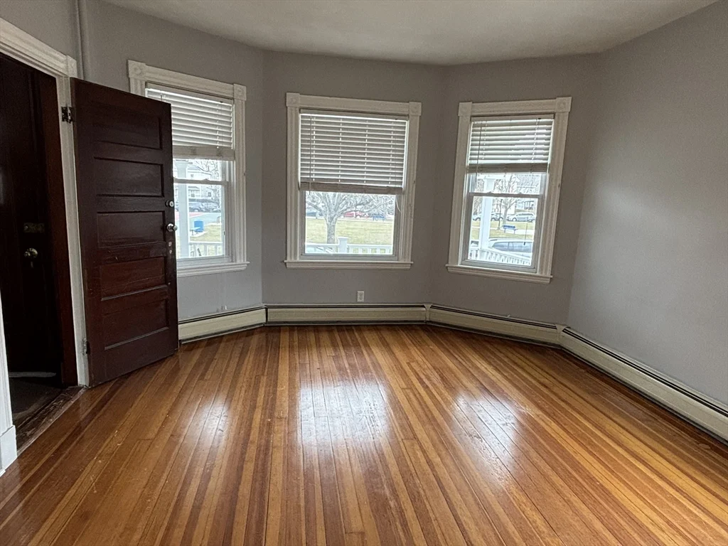 179 Tremont St, New Bedford