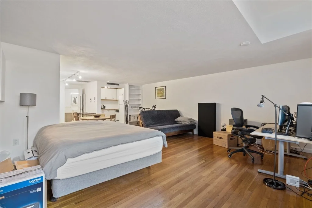 260 Beacon St, Back Bay