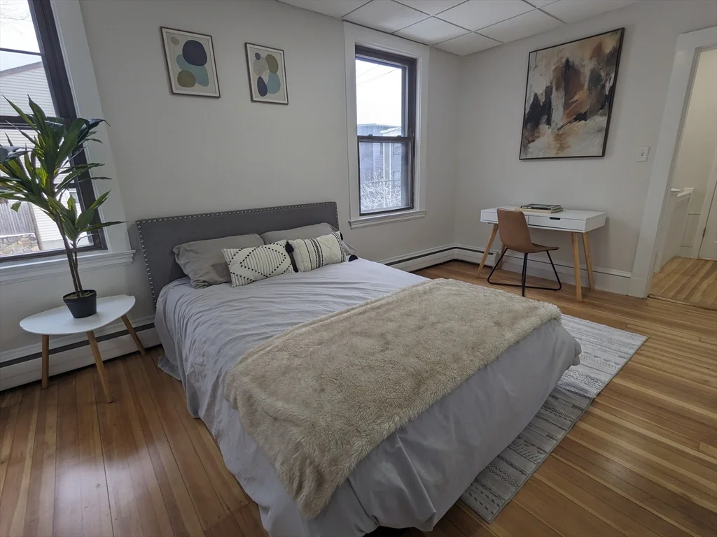 36 Leyden St, East Boston