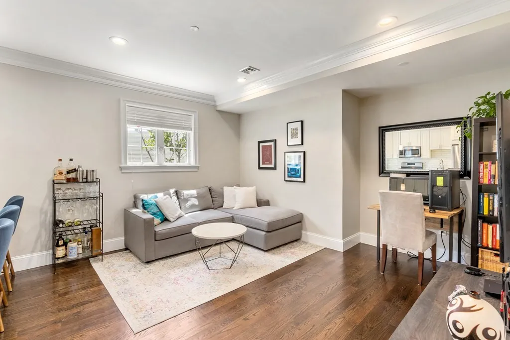 3 Monmouth St, East Boston