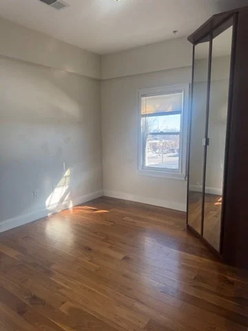 290 Broadway, Winter Hill