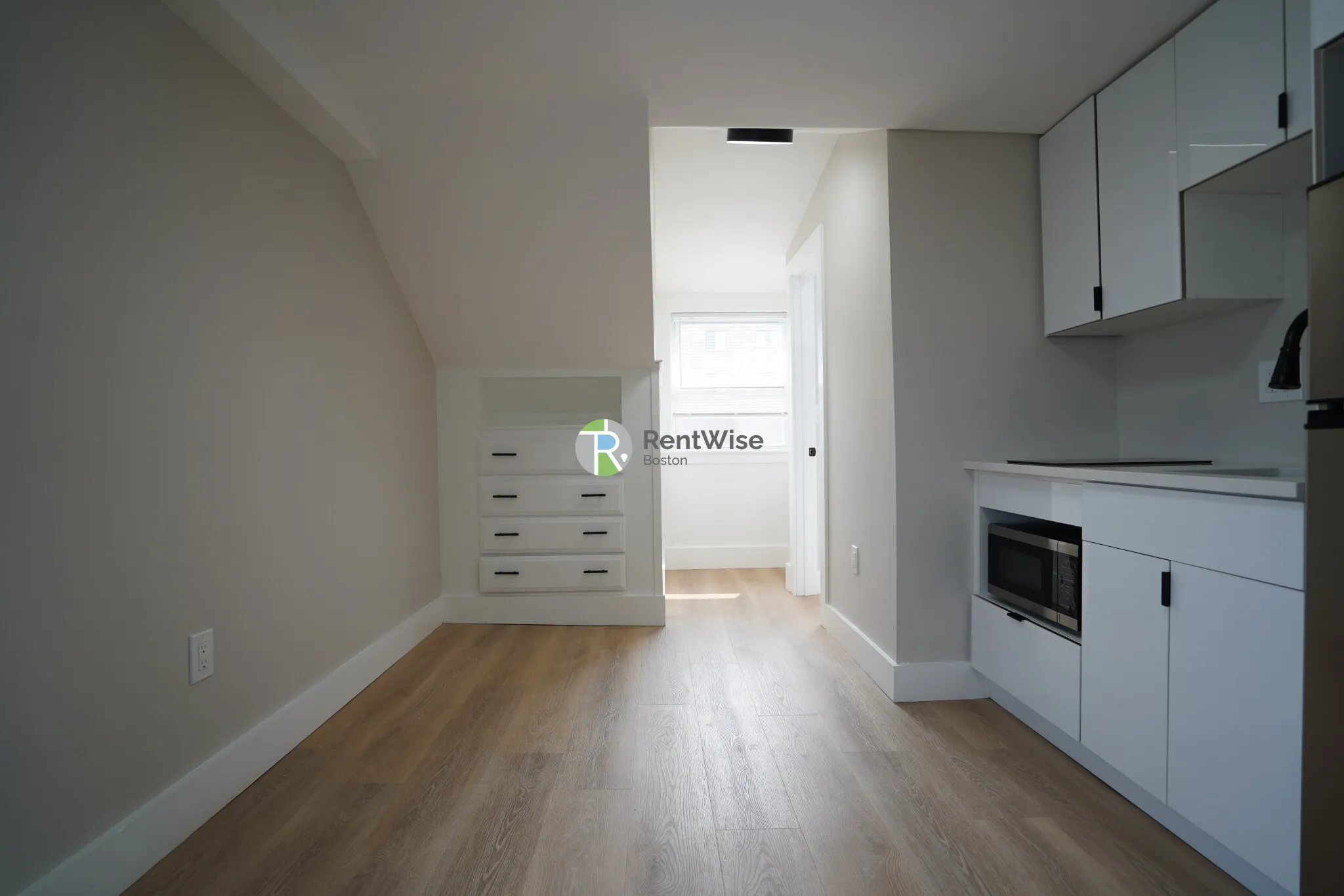 142 Dorchester St, South Boston