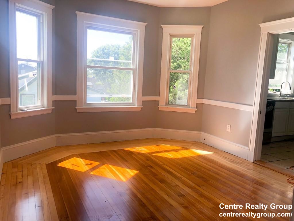 4843 Washington, West Roxbury