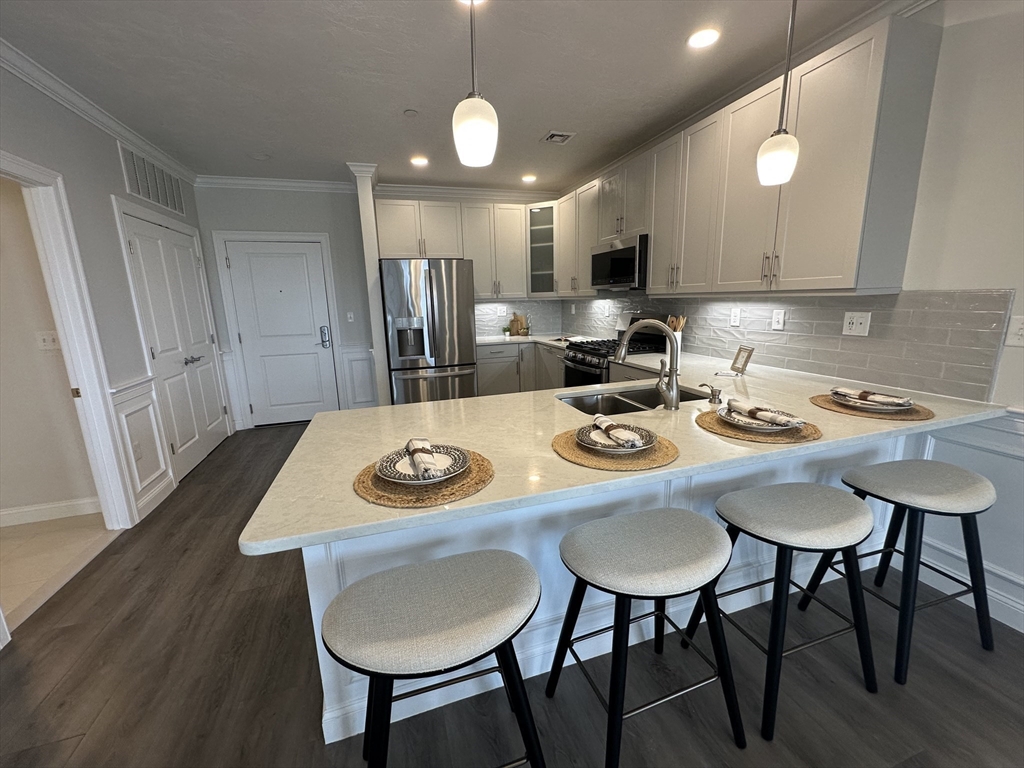 320 Middlesex Ave, Wellington