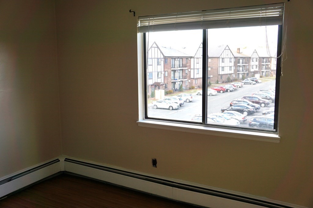 59 Highland Glen Dr, Randolph