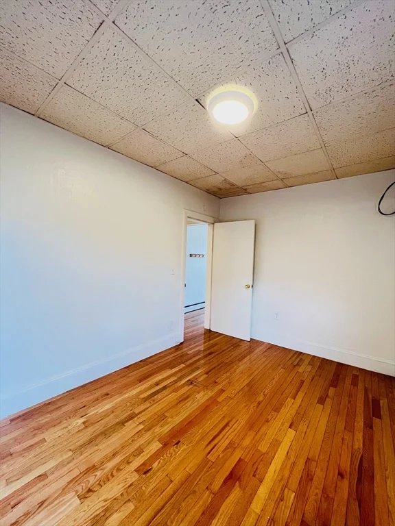 11 Franklin, Downtown