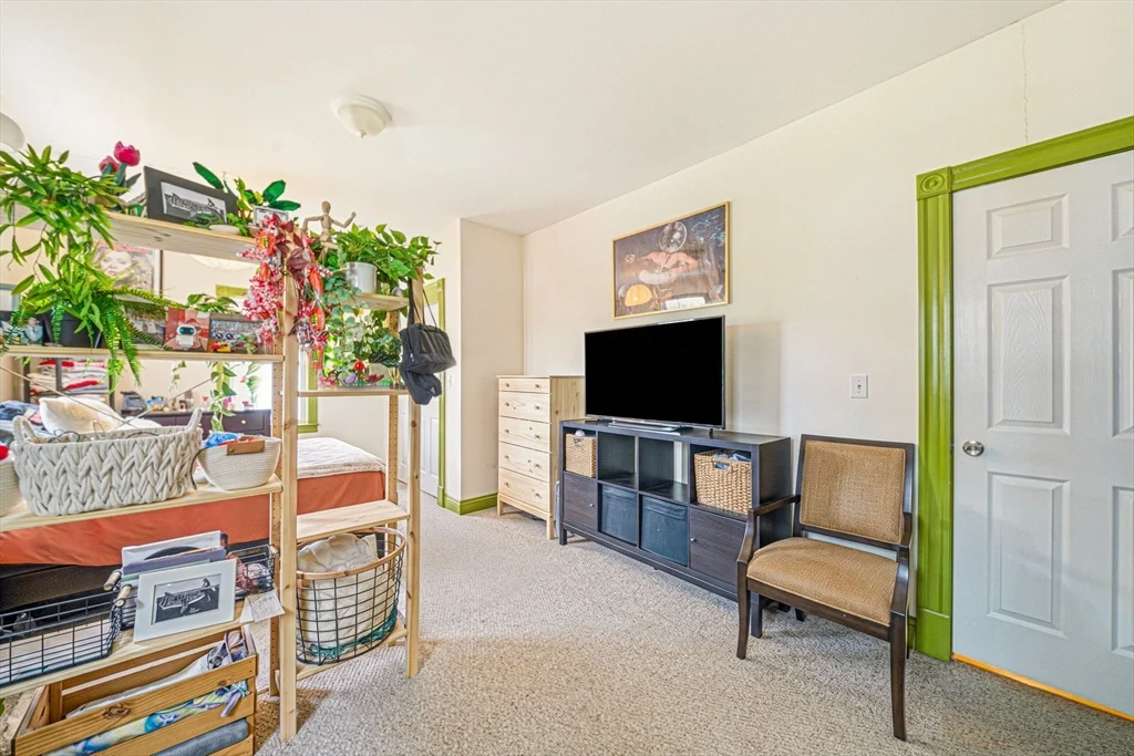 12-14 Everett St, Allston