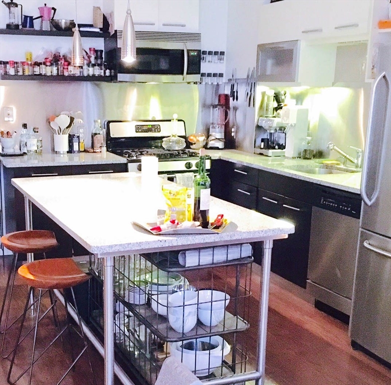 88 Kingston St, Midtown