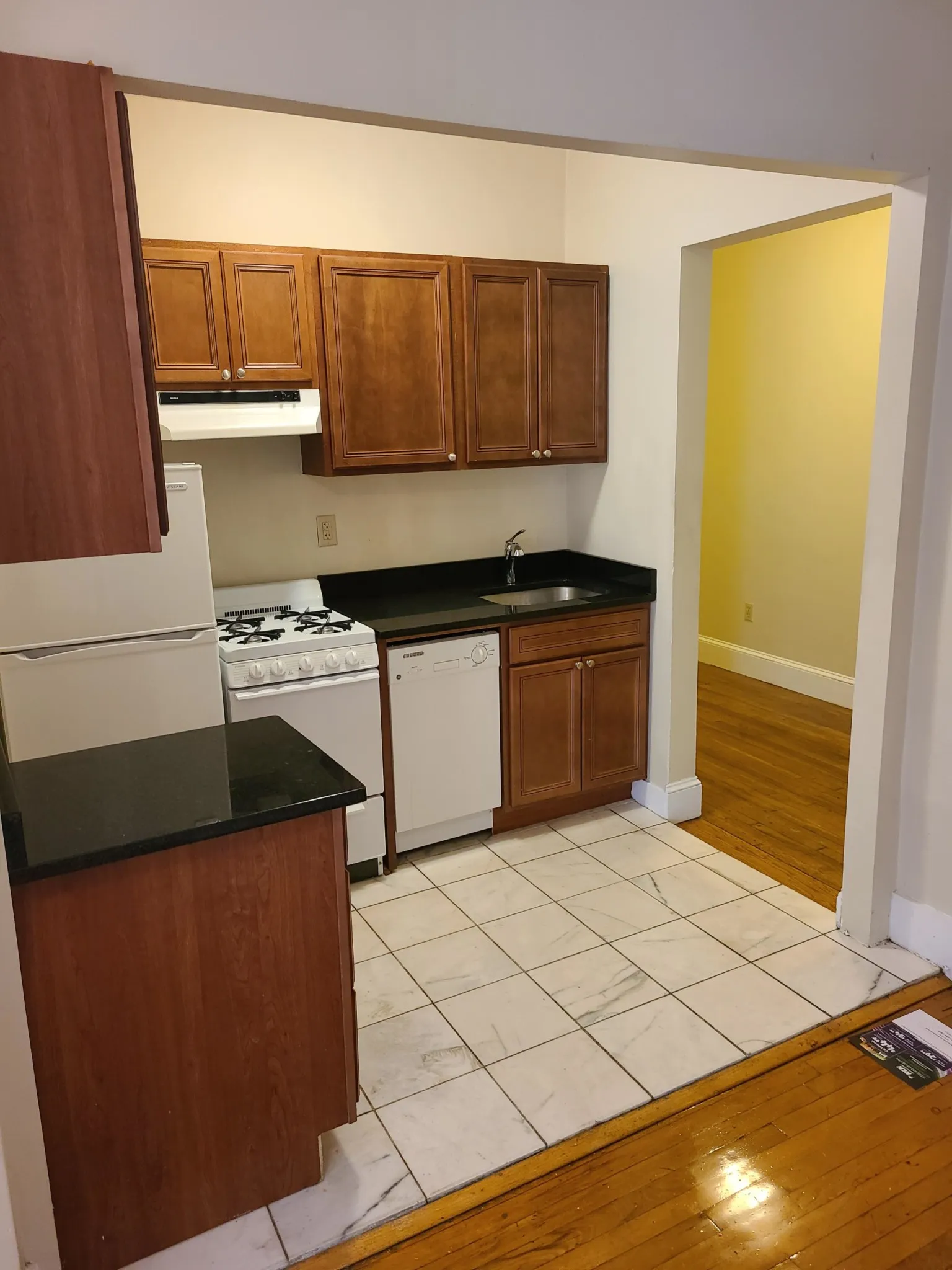 38 Hemenway St, Fenway