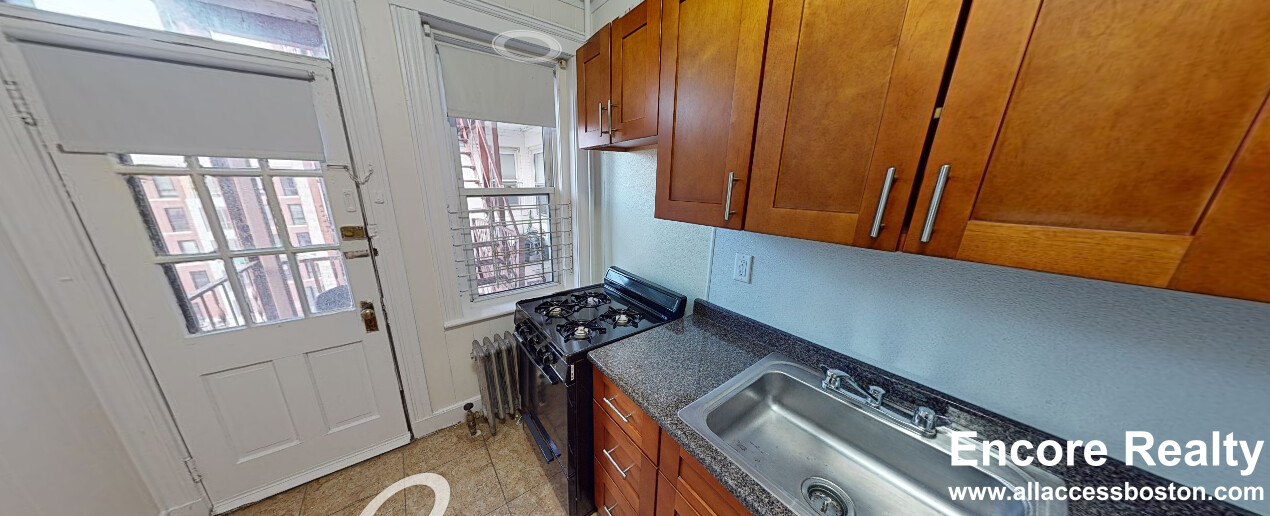 116 Washington St, Brighton