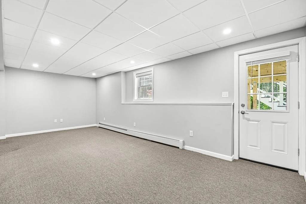 38 Idora Ave, Haverhill