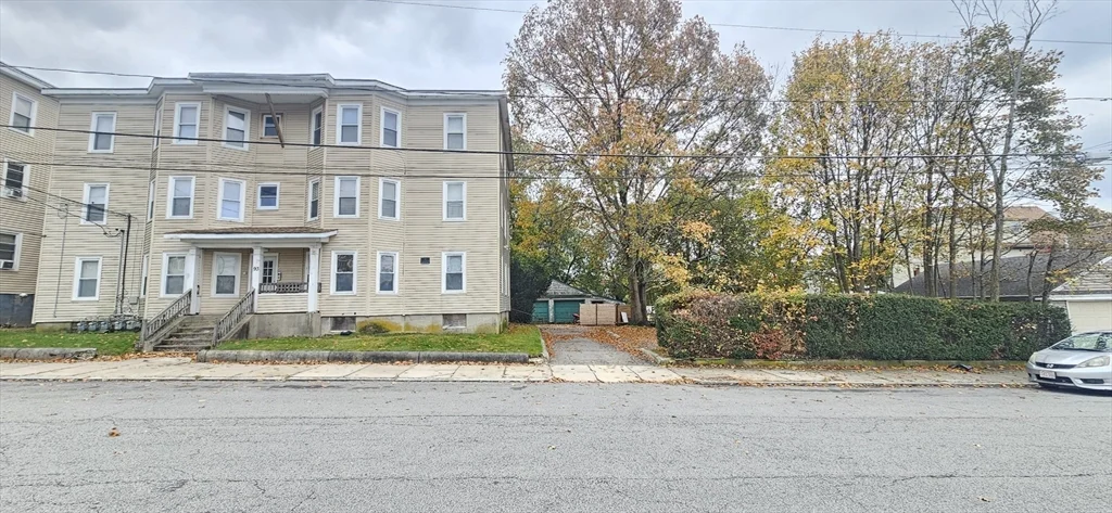 93 Arthur St, Brockton