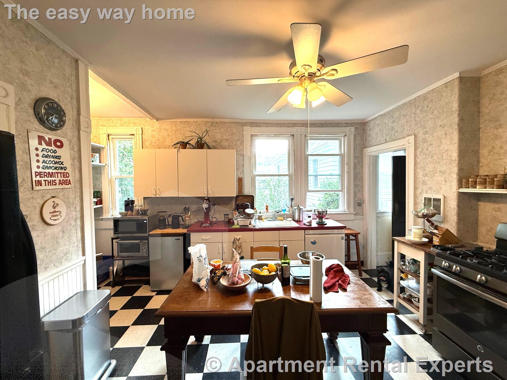 13 Standish St, Huron Village