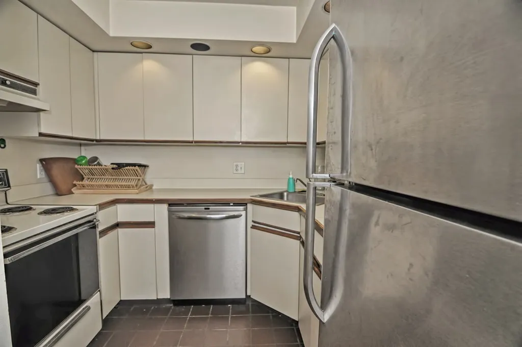 327 Commonwealth Ave, Back Bay