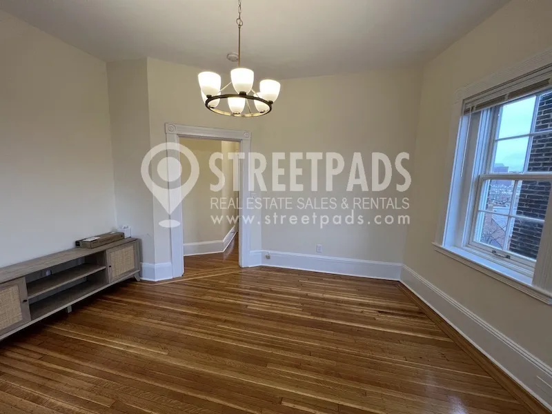 95 Mount Vernon St, Beacon Hill