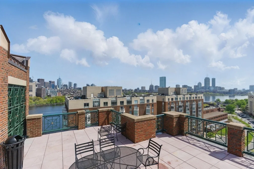 10 Rogers St, Kendall Square