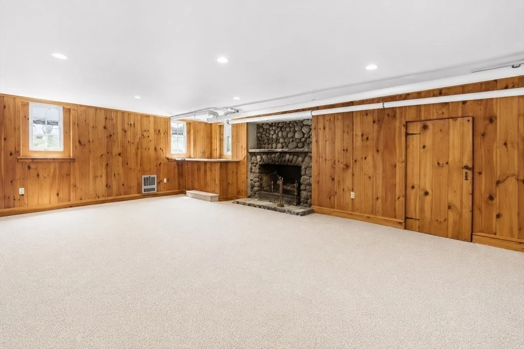 59 Wedgemere Ave, Winchester