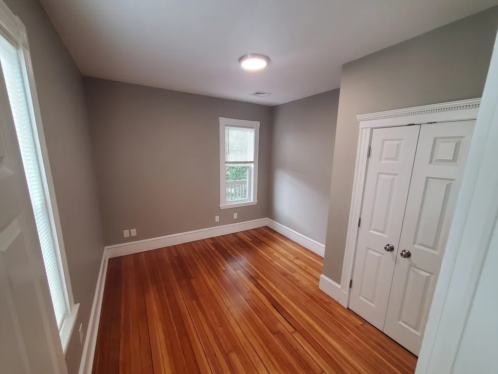 6 Sawyer Ave, Dorchester