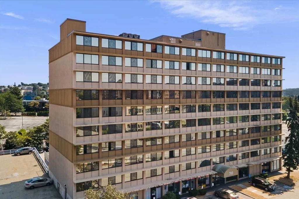 70 Southbridge St,, Worcester