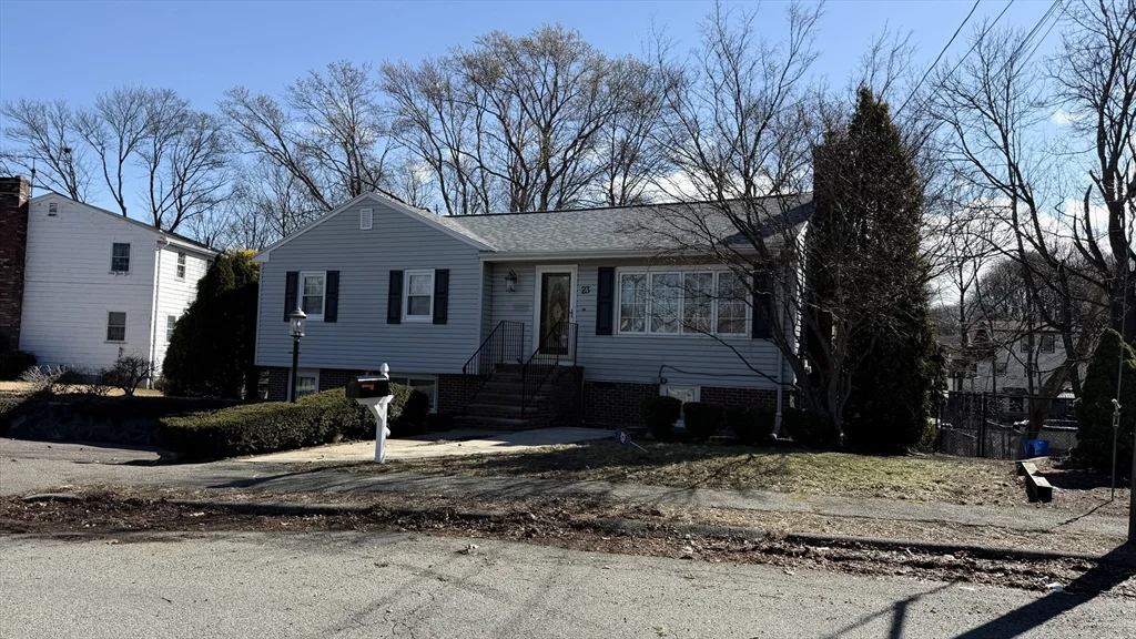 23 Orchard Ave, Saugus