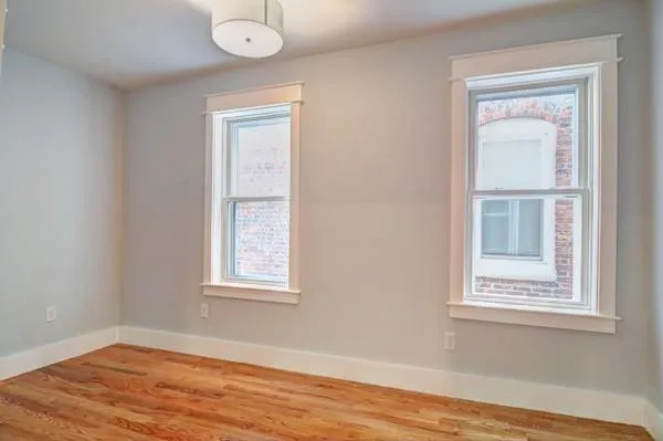 326 Chelsea St, East Boston