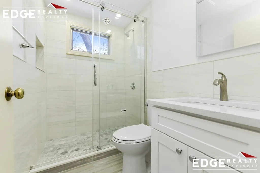 105 Hamilton Rd, Cedarwood