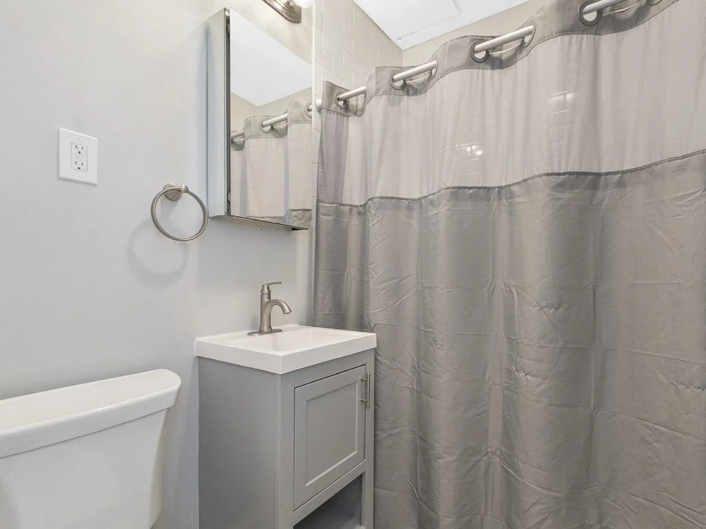 180 River St, Waltham