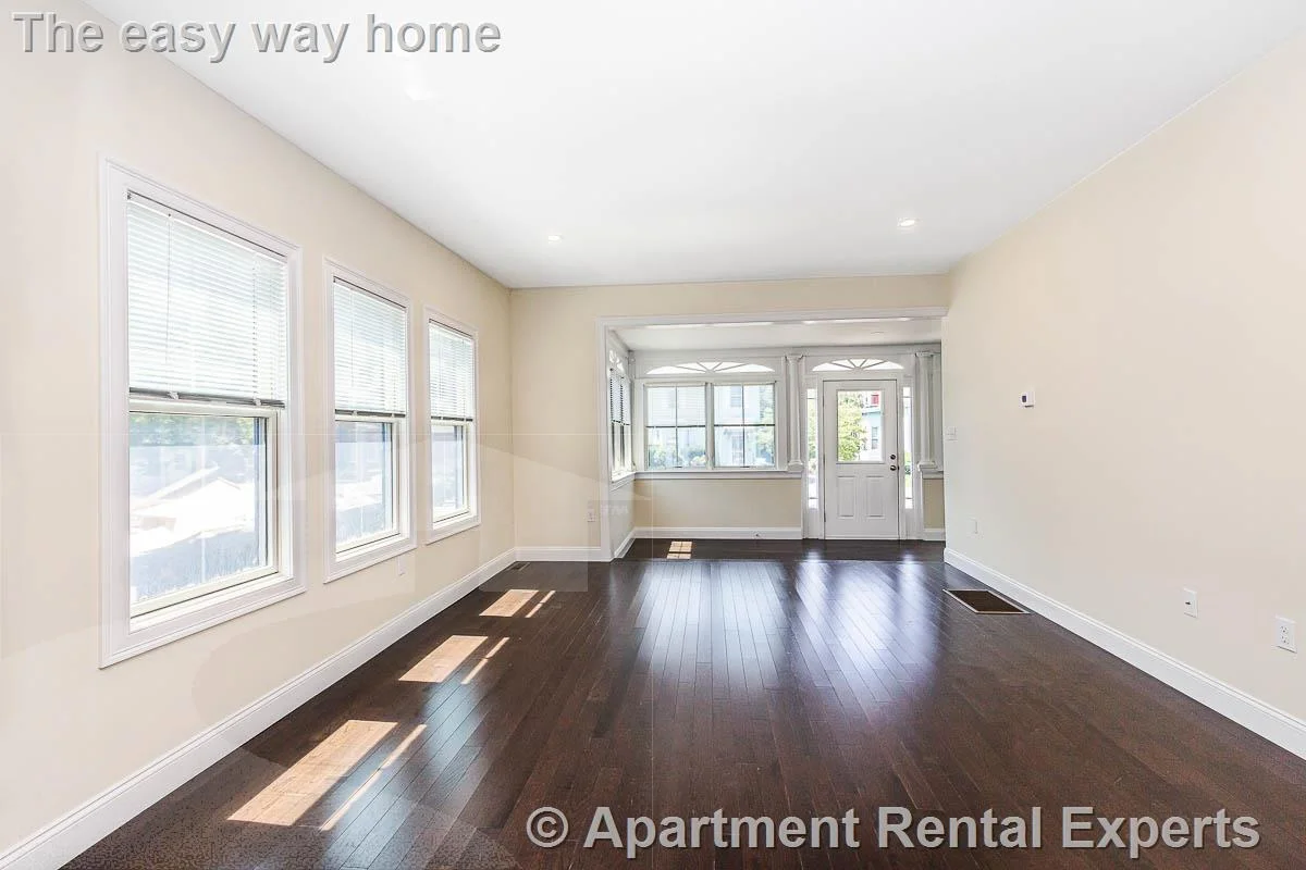 120 Jerome St, West Medford
