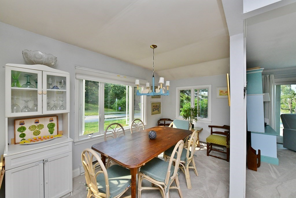 208 Standish Rd, Sagamore Beach