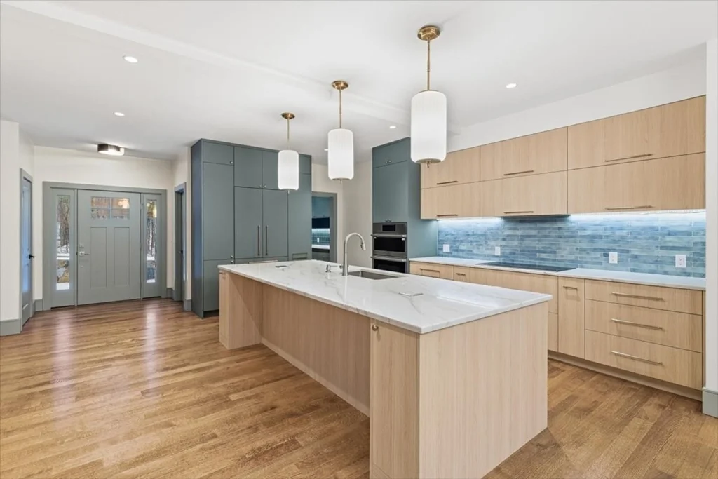 22 Kruger Rd, Hopkinton