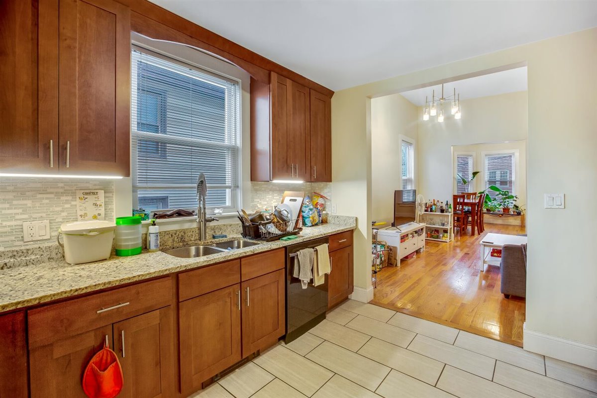 3 bed, 1 bath apartment for rent at 21 Monastery Rd Unit 1, Brighton — photo 1 of 23
