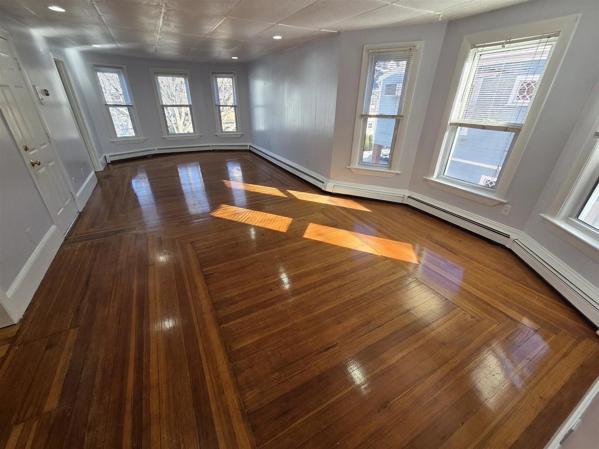 95 Kidder Ave, Powder House Square