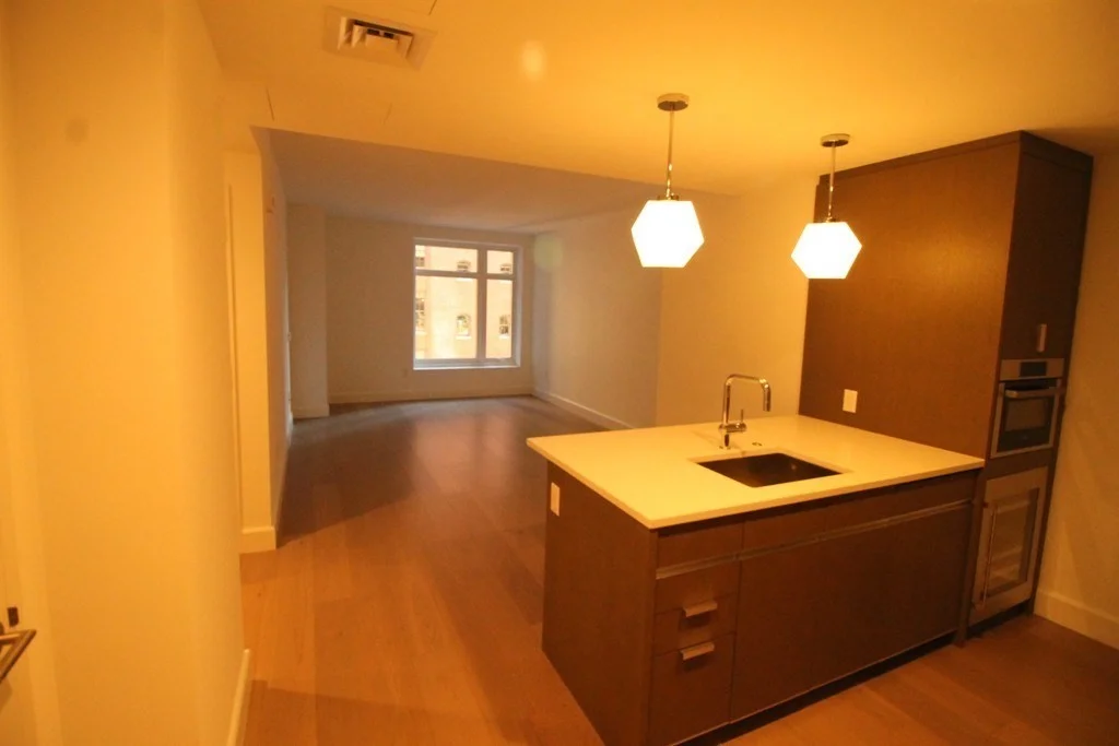 100 Lovejoy, West End