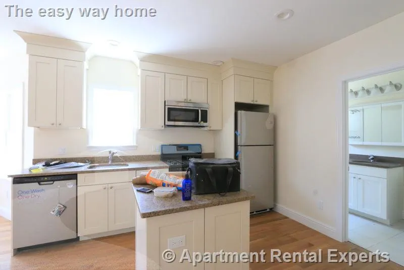 220 Massachusetts Ave, East Arlington