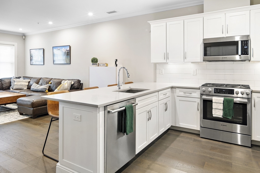 175 North Ave, Wakefield