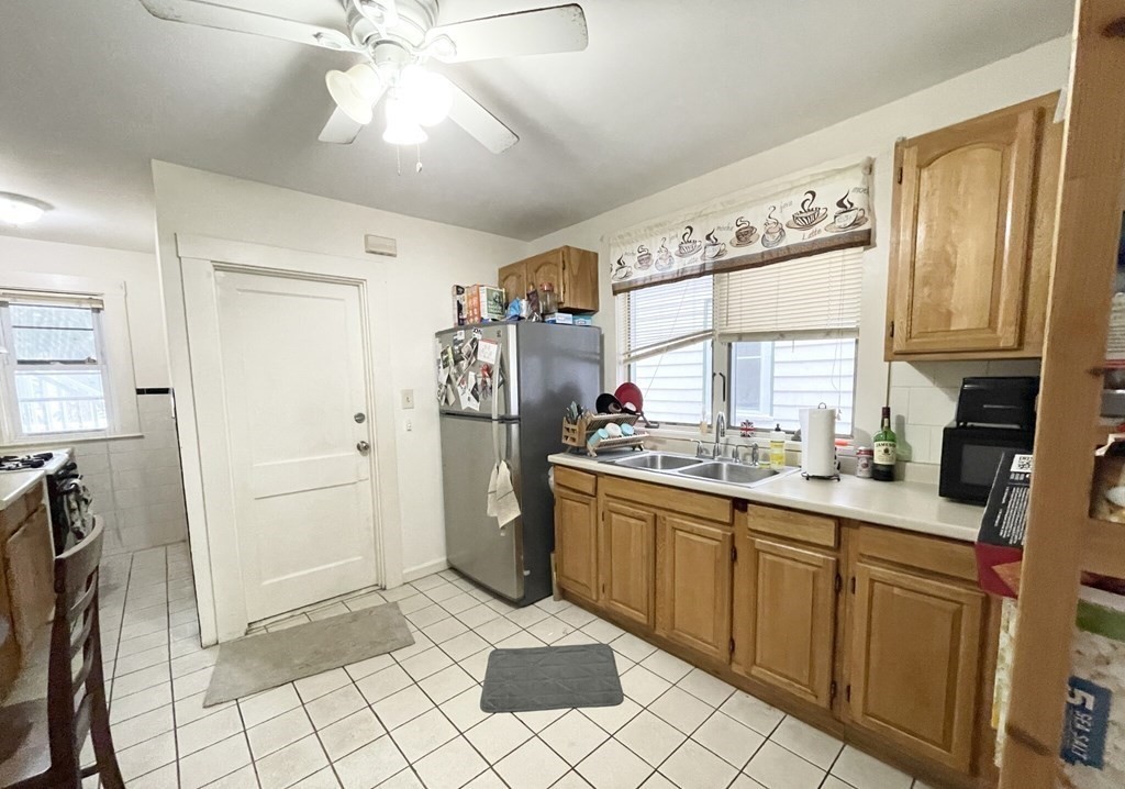 11 Romsey St, Boston