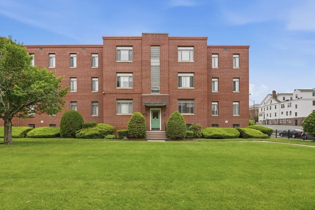 20 Ashland St, Worcester