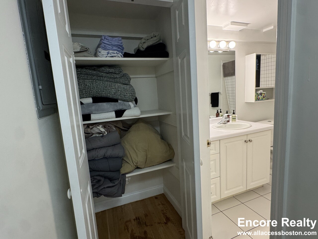 1539 Beacon St, Griggs Park