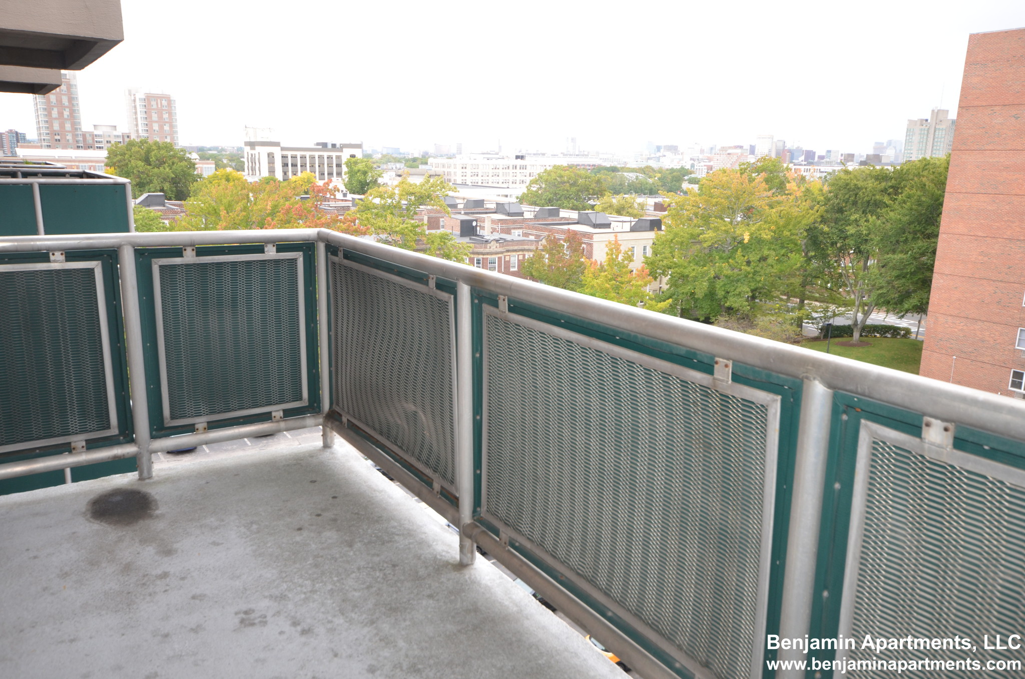 185 Freeman St, North Brookline