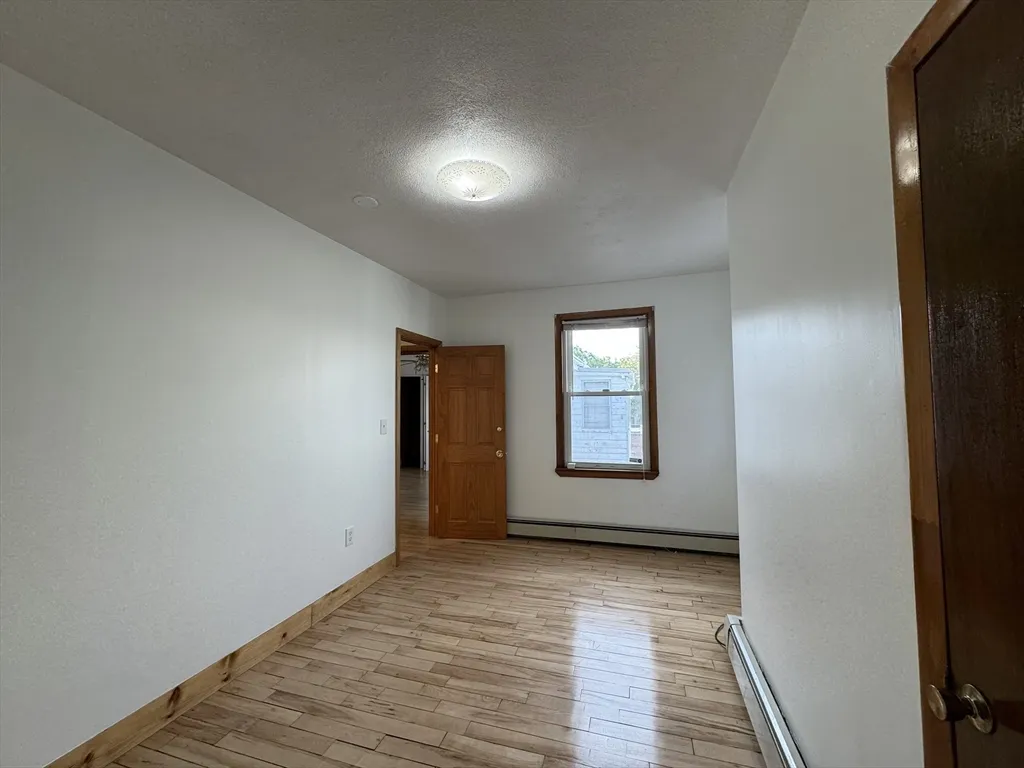 114 Thorndike St, East Cambridge