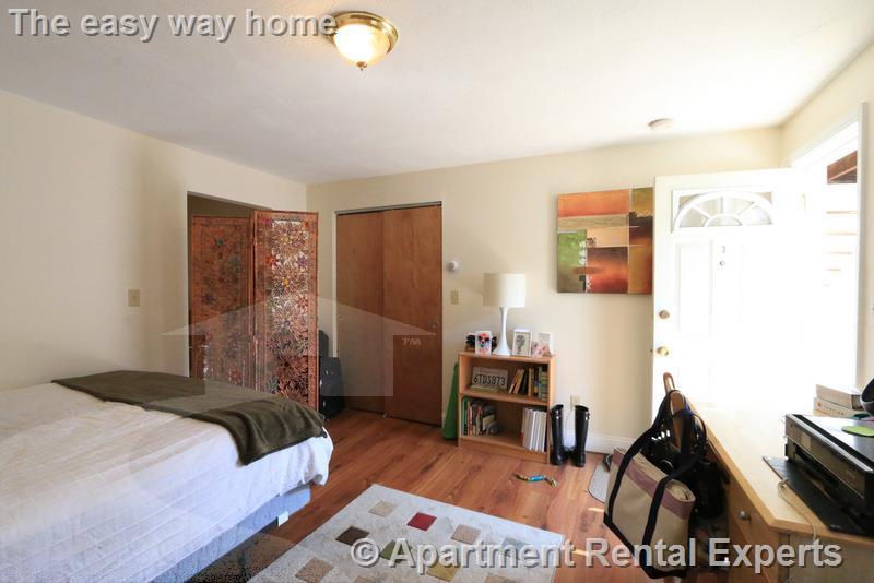 128 Pine St, Central Square